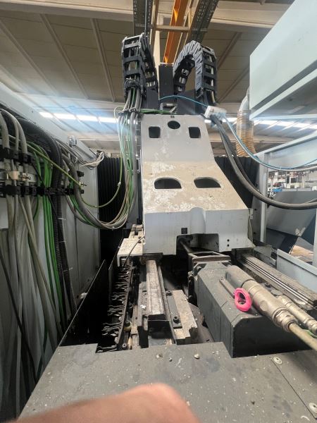 STAMA MC 326 DİK İŞLEM MERKEZİ