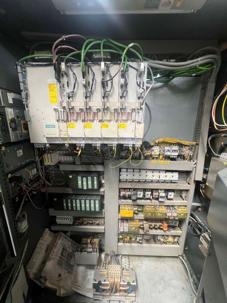 STAMA MC 326 DİK İŞLEM MERKEZİ