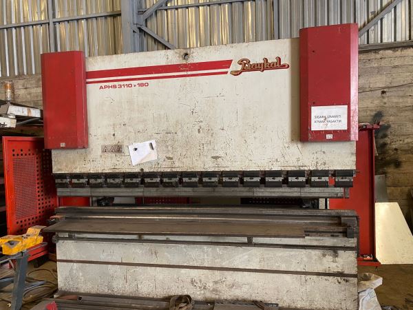 ACİL SATILIK BAYKAL APHS 3100 x 180 TONLUK  4 EKSEN HİDROLİK ABKANT
