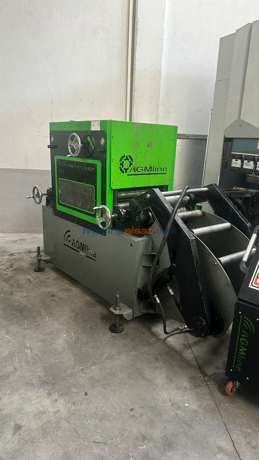 AGMLİNE MARKA 300 MM SAC GENIŞLİK 1 - 6 MM RULO SAC AÇMA VE SÜRÜCÜ