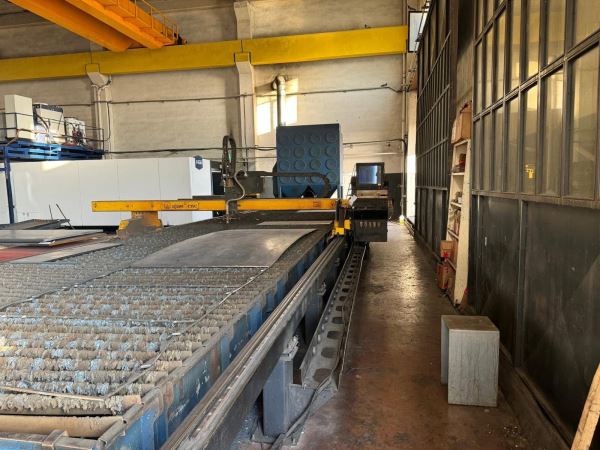 AJAN CNC 3000 x 1200 MM ve  600 x 12000 MM BORU KESMELİ OKSİJEN PLAZMA KESİM