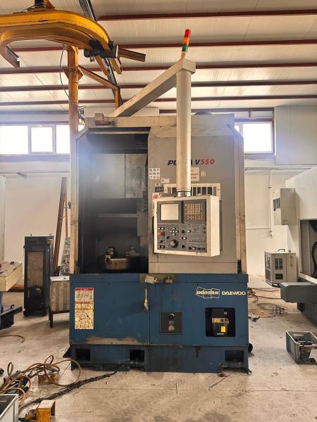 DOOSAN PUMA V550 2005 MODEL C EKSEN DİK TORNA