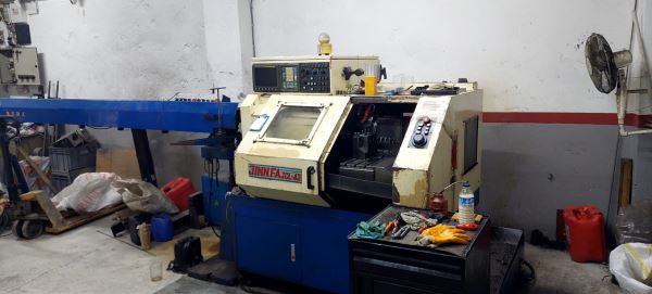Fanuc 42 lik Çubuk Sürücülü Jinnfa CNC Otomat Torna