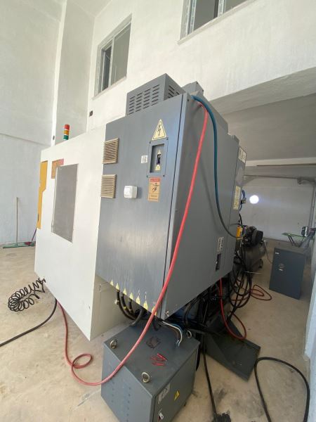 Hartford F1 Lg-800 4 Eksen Divizorlu CNC Dik İşleme Merkezi