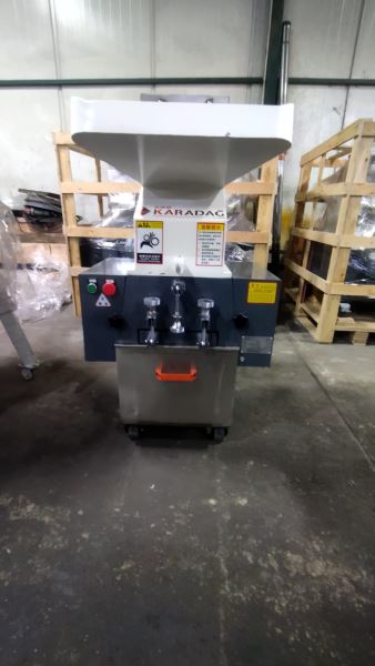 KARADAĞ PLASMAK (STOKTAN TESLİM) PLASTİK KIRMA MAKİNALARI