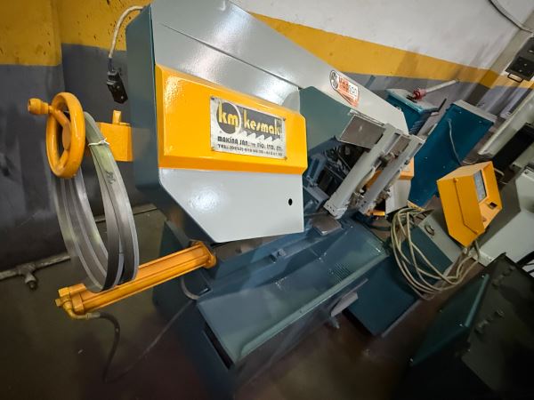 Kesmak 280 lik PLC Şerit Testere