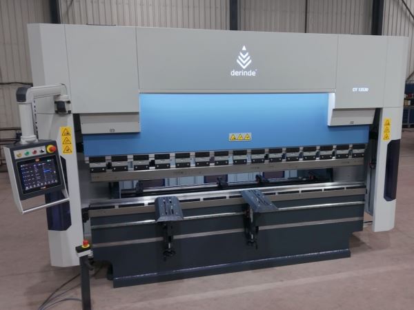 3 METRE 135 TON DERİNDE CNC ABKANT PRES / YERLİ ÜRETİM