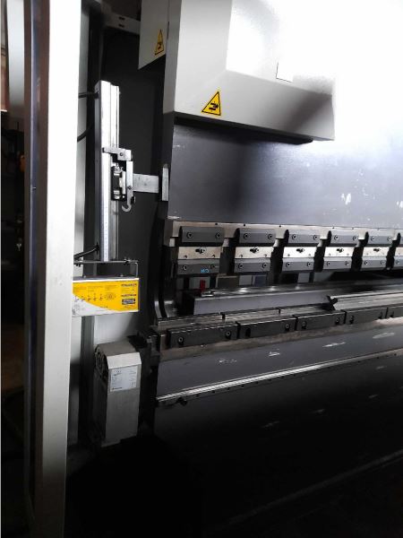 BAYKAL APHS 31200 4 EKSEN CNC ABKANT