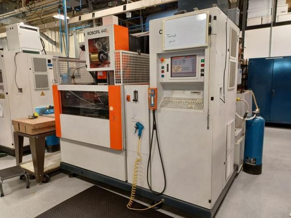 CHARMILLES ROBOFIL 440CC TEL EROZYON