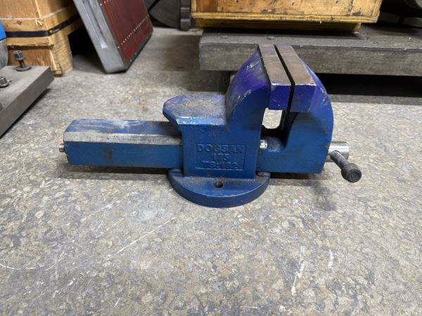 ÇOK AZ KULLANILMIŞ TEMİZ 175 MM ‘LİK DÖKÜM MENGENE