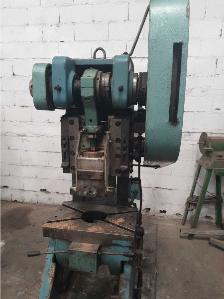Dirinler 30 Ton Eksantrik Pres