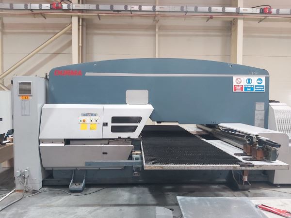 DURMA TP9 2006 125x20 Ton PUNCH PRESS