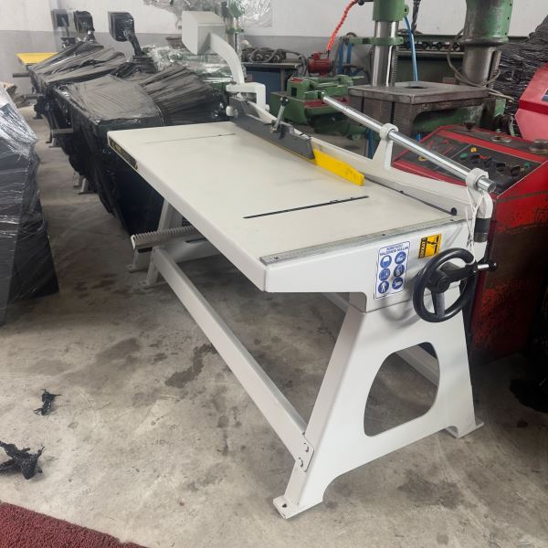 MANC MARKA 127 CM LIK 1.5 MM SIFIR KOLLU GİYOTİN MAKAS