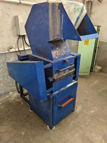 Plastik Şişirme Makinesi