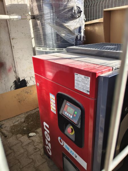Plastik Şişirme Makinesi
