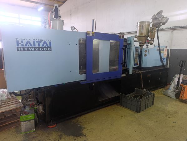 260 Ton Haitai Plastik Enjeksiyon