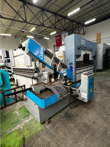 CUTERAL 350 TAM OTOMATİK GÖBEKTEN DERECELİ Şerit Testere