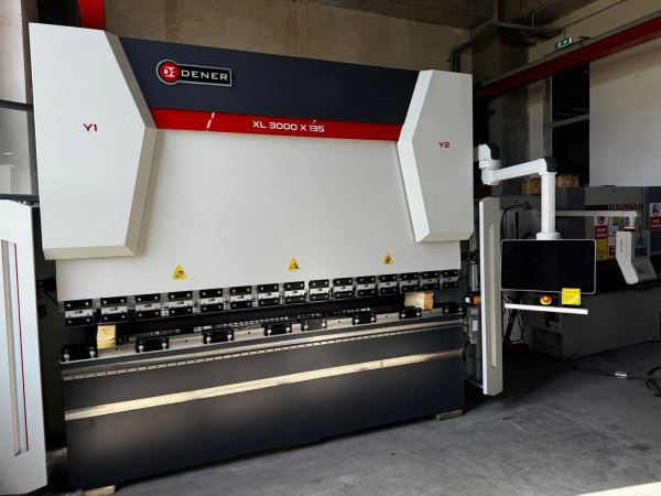 DENER PUMA 3100 x 135 TON CNC ABKANT