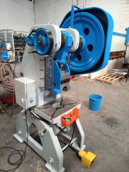 Dirinler 30 Ton Eksantrik Pres