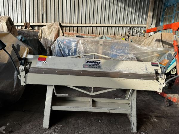 ISITAN  2 METRE 2014 MODEL CAKA