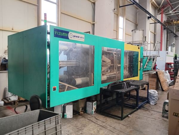 650 TON YIZUMI 2014 PLASTİK ENJEKSİYON