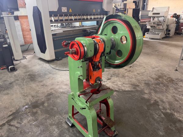 10 TON EKSANTRİK PRES