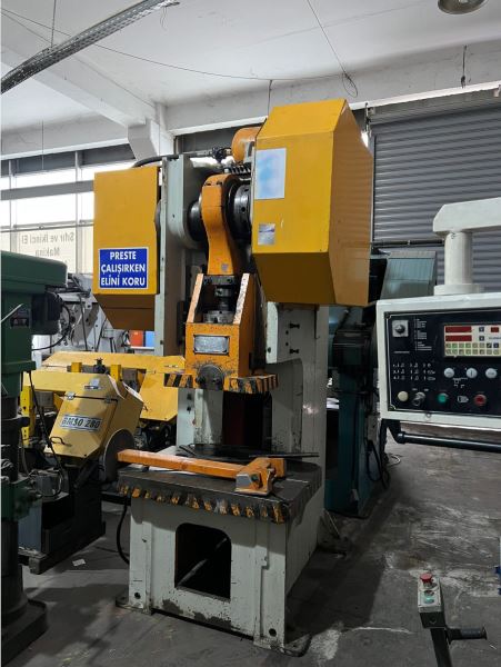 125 Ton Hava Kavramalı Pres