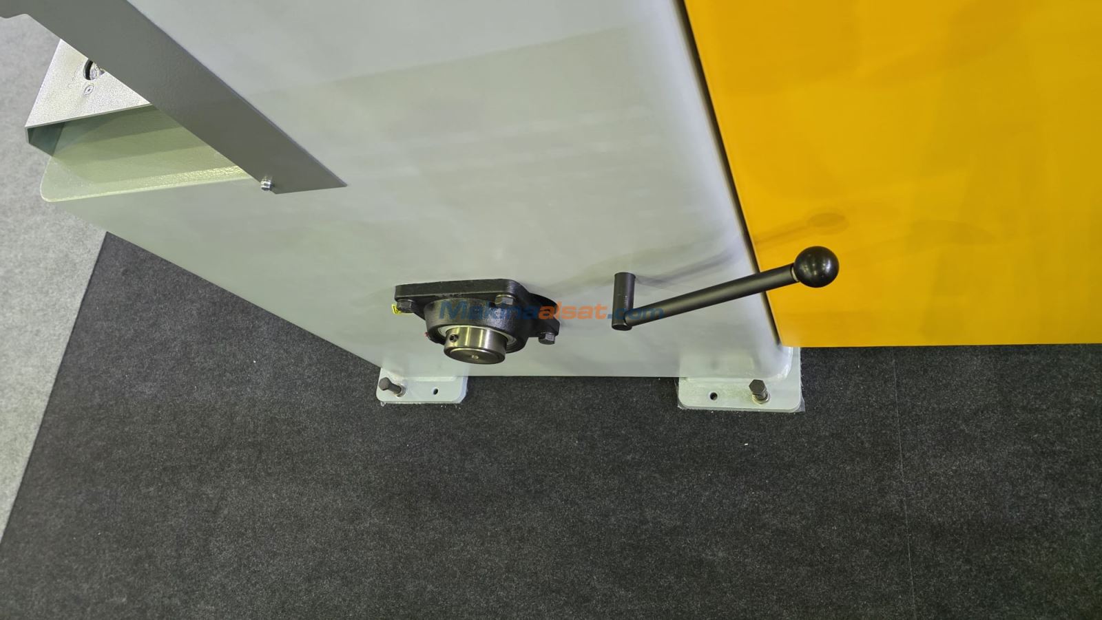 1350 - 1550 - 2050 MM X 3MM REDÜKTÖR MOTORLU GİYOTİN MAKAS