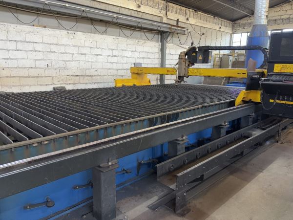 AJAN CNC MARKA PLAZMA KESİM 3000 x 6000 (OKSİJEN KAFASI YOKTUR.)