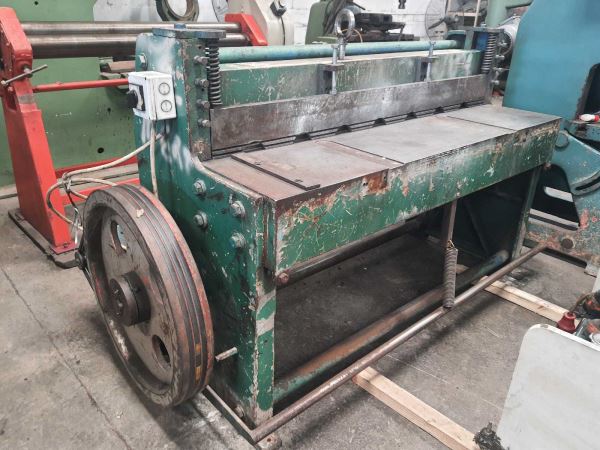 Durmazlar 1300 x 3 Motorlu Giyotin Makas