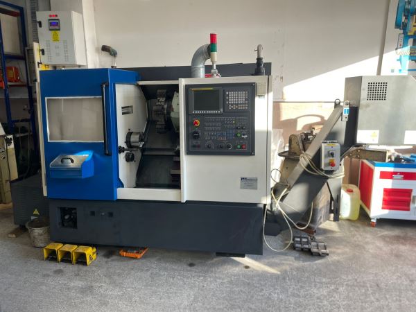 HWACHEON CUTEX 160 2 EKSENLİ CNC TORNA