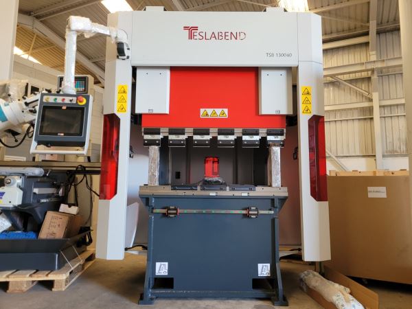 TESLAMAK TSB 130040 CNC ABKANT