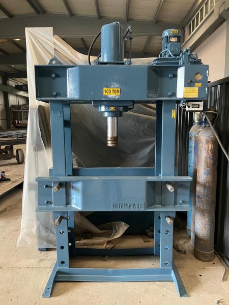100 Ton Hidrolik Atölye Presi