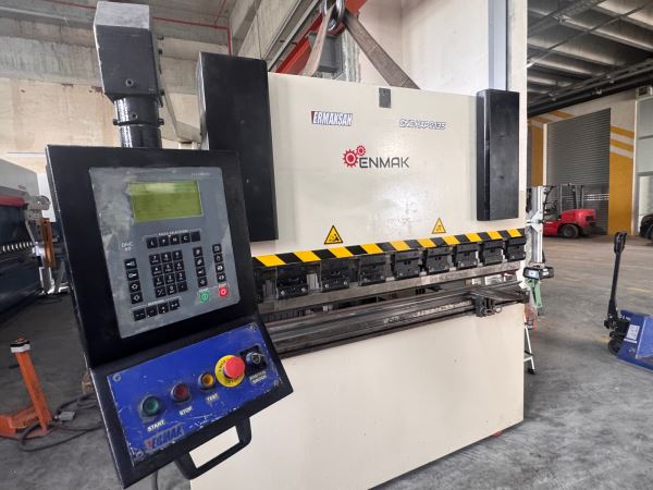 2 METRE 35 TON ERMAKSAN CNC ABKANT