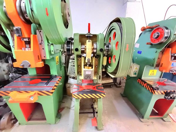 20 TON ŞAHİN MARKA EKSANTRİK PRES