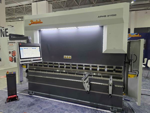 Baykal Yeni Nesil 3 Metre 150 Ton Cnc 4 Eksen Abkant Pres