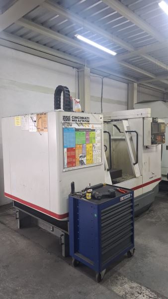 CINCINNATI MILACRON DART 750 CNC Dik İşleme