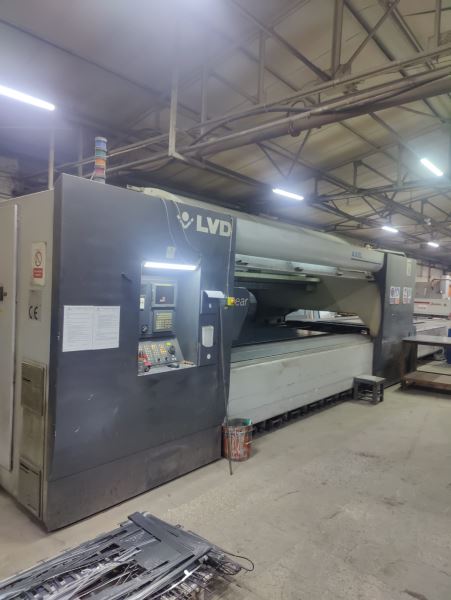 SAHİBİNDEN LVD AXEL LİNEAR 3015 4 KW Lazer