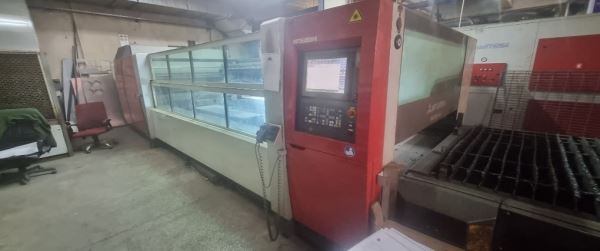 MITSUBISHI 1500 x 3000 CNC LAZER KESİM