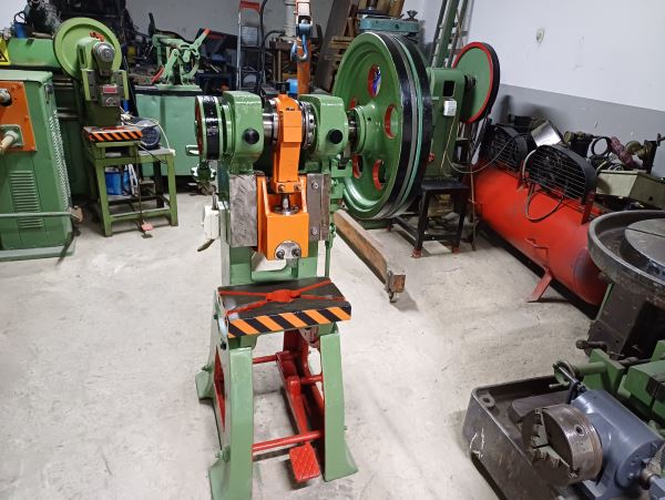 10 TON EKSANTRİK PRES