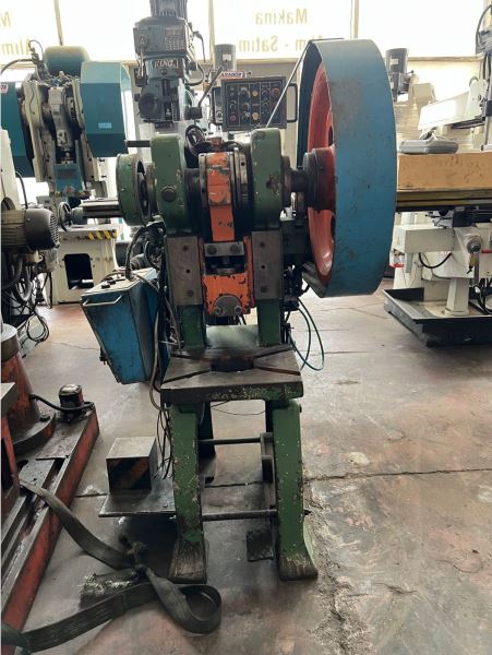 15 Ton Eksantrik Pres