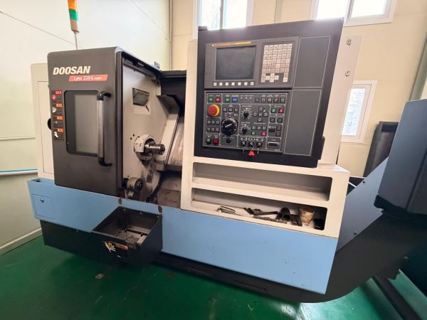 2014 Model Doosan LYNX 220G-S Gang Tipi Cnc Torna
