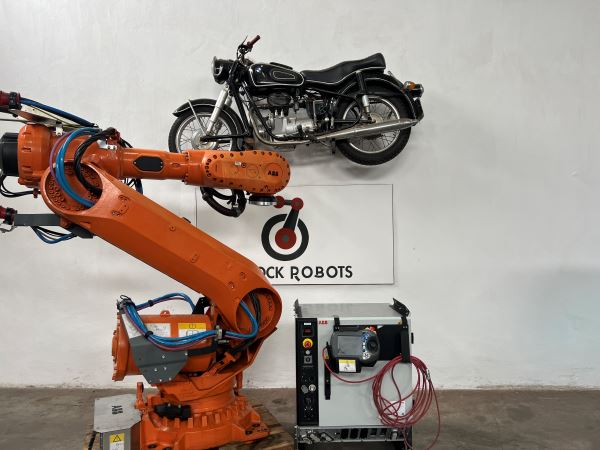 ABB IRB 6700-205/2.80 IRC5