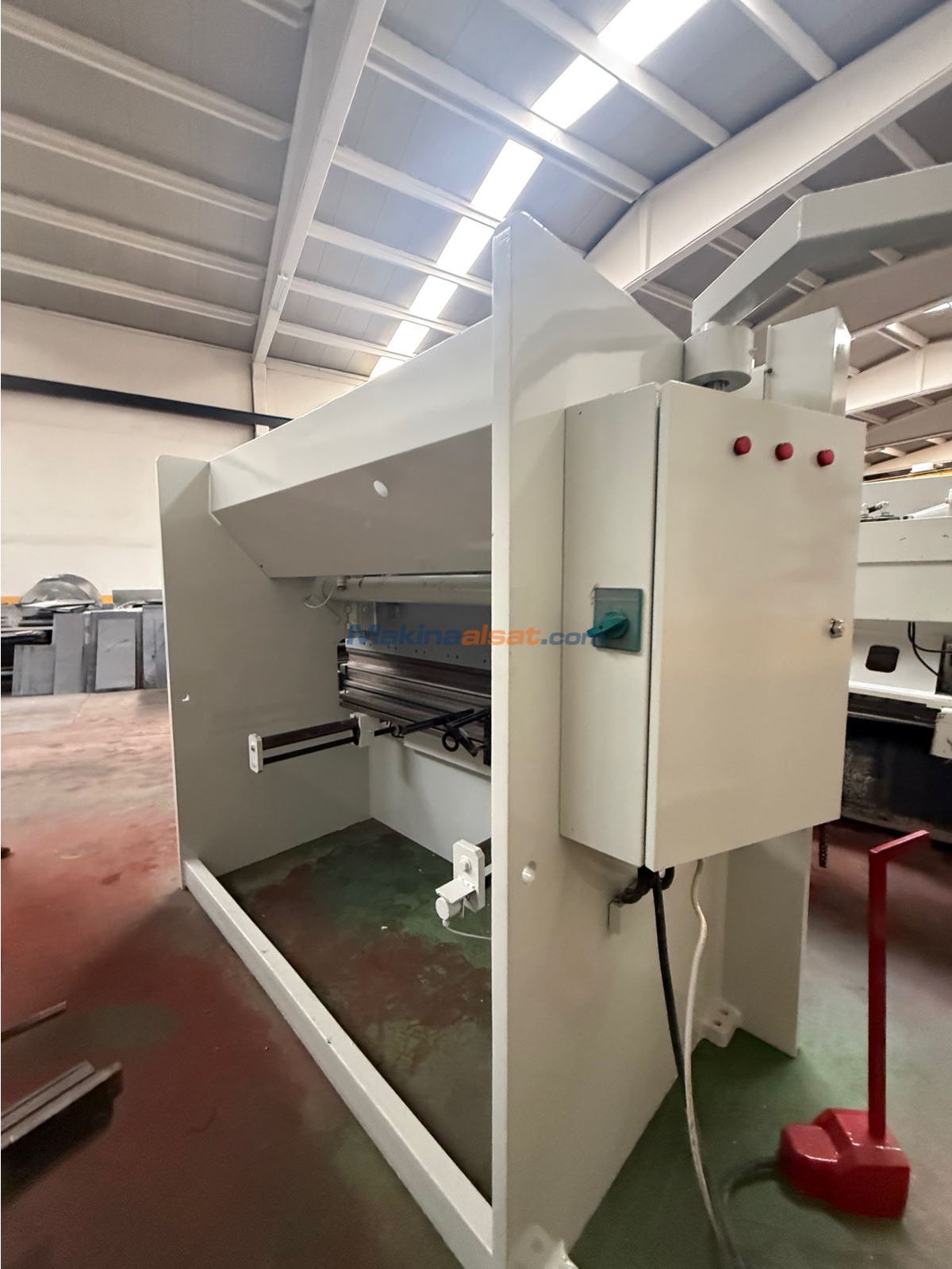 Baykal 2.6 Metre 90 Ton NC Abkant Pres