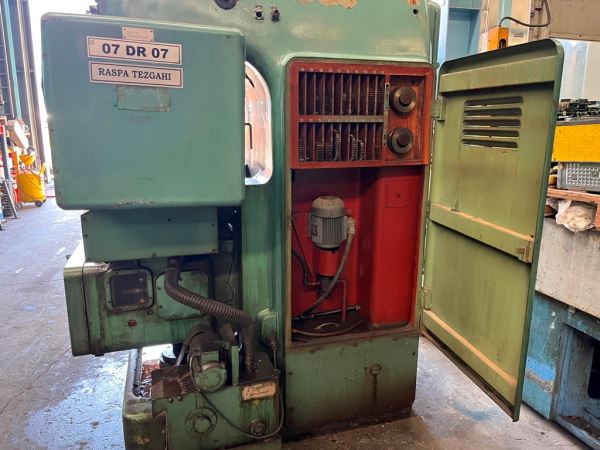 CHURCHILL GS 16 DİŞLİ RASPA Used Vertical Gear Hobber machine for sale