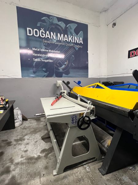 1280 x 1.5mm Manuel Kollu Giyotin Makas