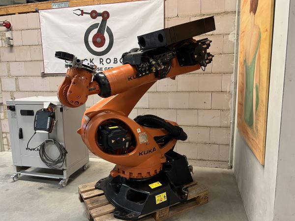 KUKA KR 210 R2700 PRIME KRC4 Robot