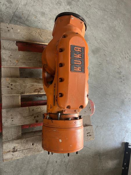 KUKA KR200 BİLEK KRC1