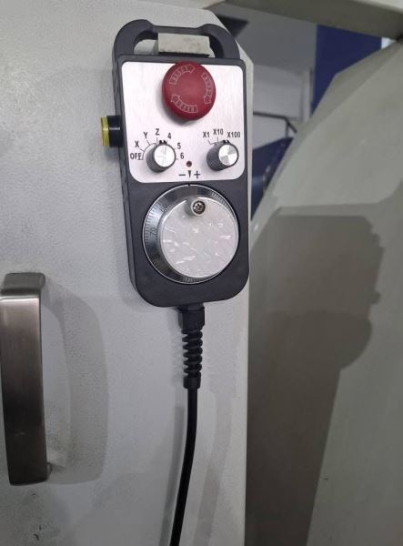 Yenamak Milltronics FH-1500 4 Eksen Divizörlü CNC Dik İşleme Merkezi