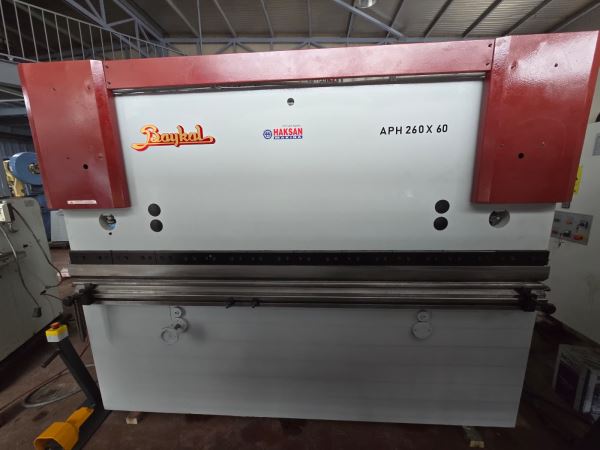 BAYKAL APH 2600 x 4 MM x 60 TON NC KONTROLLÜ ABKANT PRES